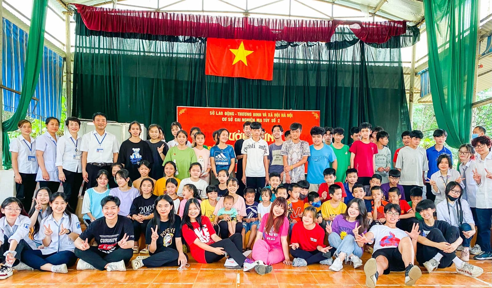 BTC NHAT’21 cùng Top 10 Đại sứ tại Ngày Tình Nguyện